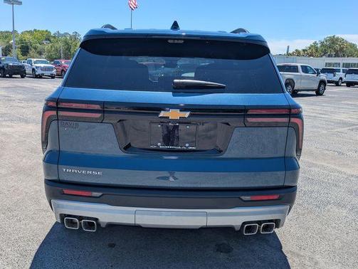 Blue 2026 Chevrolet Traverse LT