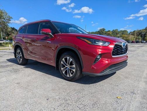 2021 Toyota Highlander Hybrid XLE