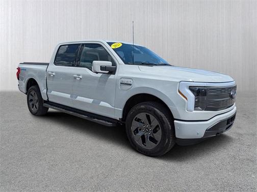 2023 Ford F-150 Lightning LARIAT