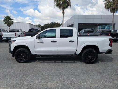 2025 Chevrolet Colorado WT