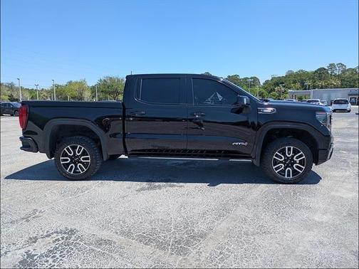 Onyx Black 2024 GMC Sierra 1500 AT4