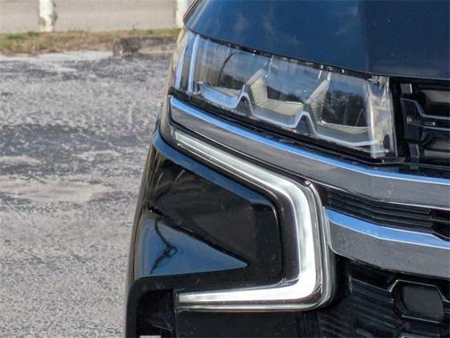 2023 Chevrolet Suburban LS