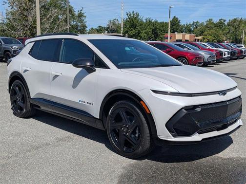2025 Chevrolet Equinox EV RS