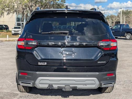 2024 Honda Pilot Touring