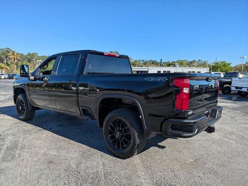 2025 Chevrolet Silverado 2500 Custom