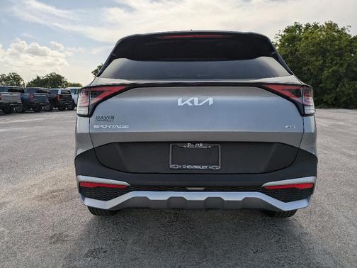 2023 Kia Sportage LX
