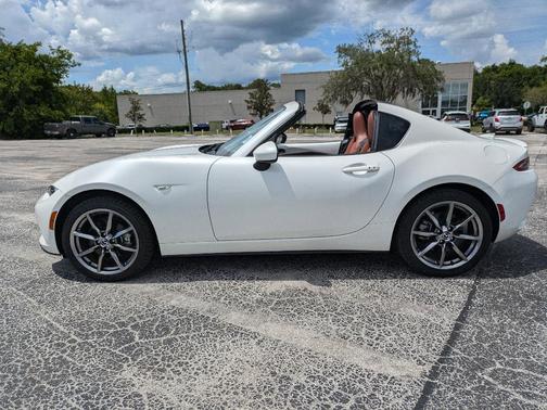 2022 Mazda MX-5 Miata RF Grand Touring