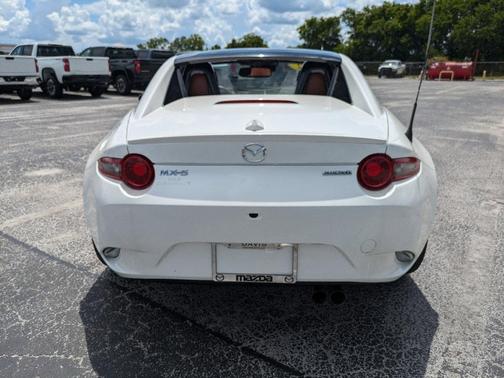 2022 Mazda MX-5 Miata RF Grand Touring