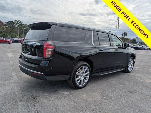 2023 Chevrolet Suburban High Country