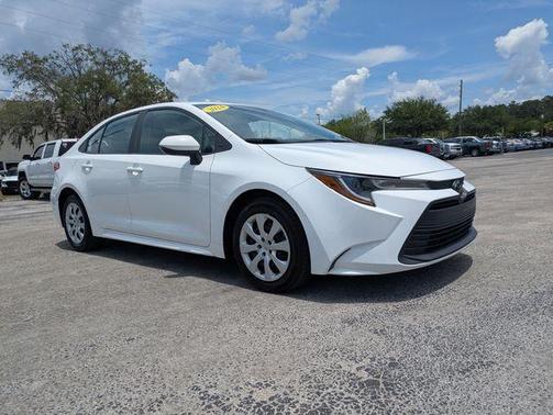 Ice 2024 Toyota Corolla LE