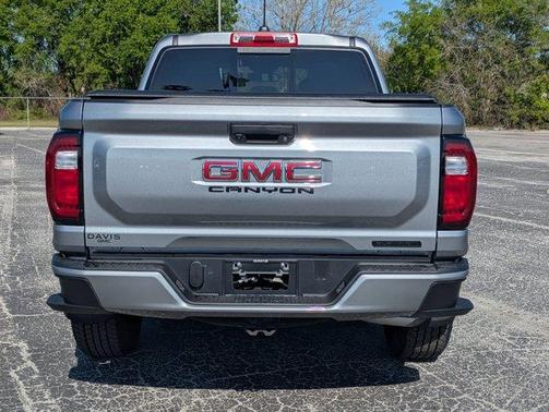Sterling 2024 GMC Canyon Elevation