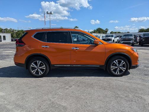 2018 Nissan Rogue SL