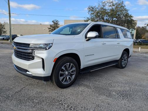 2022 Chevrolet Suburban LT