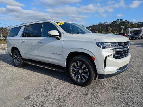 2022 Chevrolet Suburban LT
