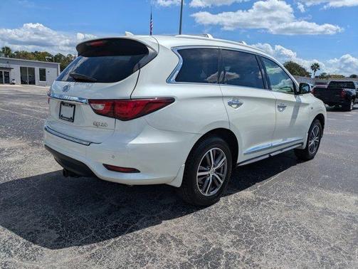 2017 INFINITI QX60 Base