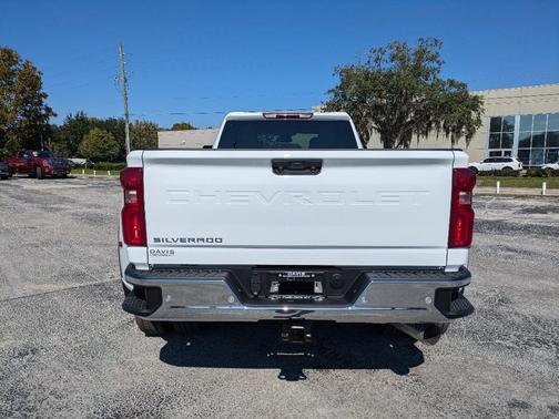 2026 Chevrolet Silverado 3500 WT