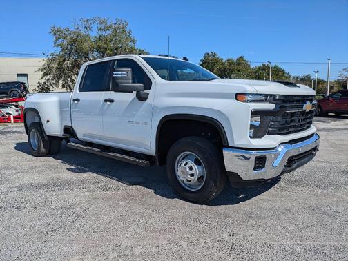 2026 Chevrolet Silverado 3500 WT
