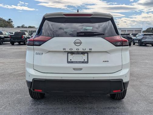 2024 Nissan Rogue S