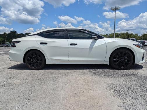 2023 Nissan Maxima Platinum