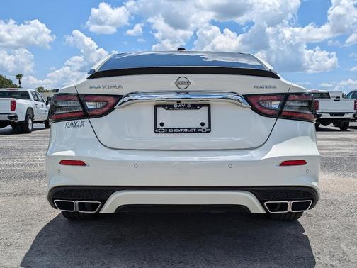 2023 Nissan Maxima Platinum