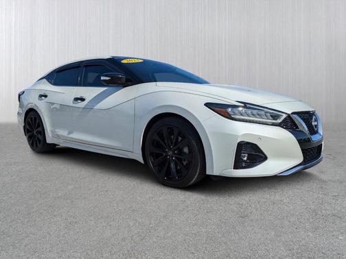 2023 Nissan Maxima Platinum