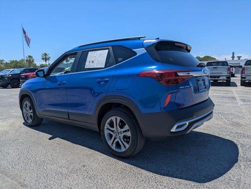 Neptune Blue 2021 Kia Seltos S