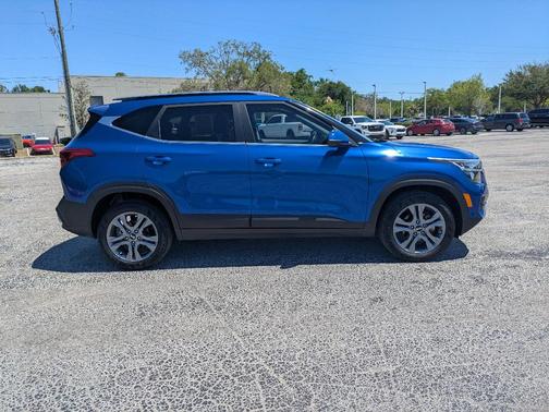 Neptune Blue 2021 Kia Seltos S