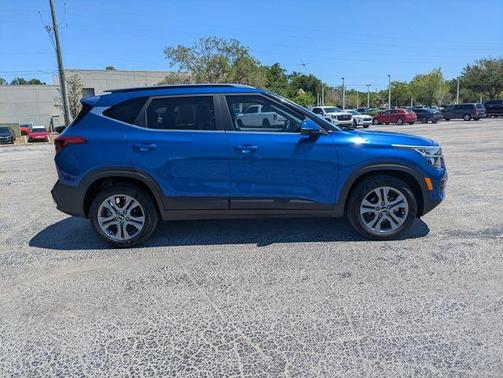 Neptune Blue 2021 Kia Seltos S