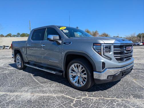 2023 GMC Sierra 1500 SLT