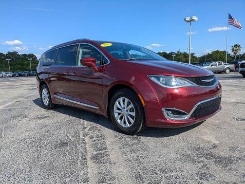 2018 Chrysler Pacifica Touring-L Plus