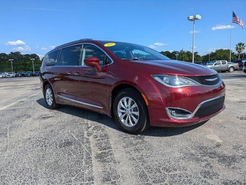 2018 Chrysler Pacifica Touring-L Plus