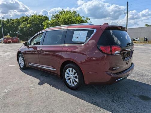 2018 Chrysler Pacifica Touring-L Plus