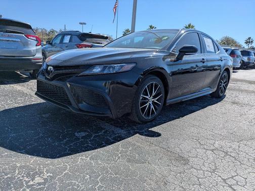2024 Toyota Camry SE Nightshade