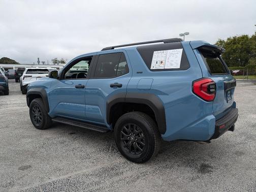 2025 Toyota 4Runner SR5