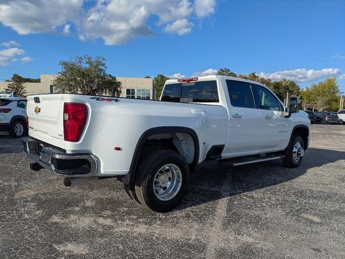 2026 Chevrolet Silverado 3500 LTZ
