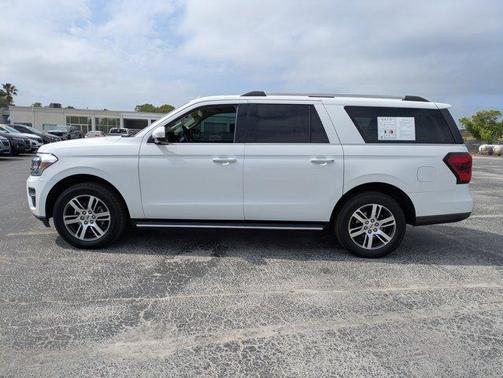 Oxford White 2023 Ford Expedition Max Limited