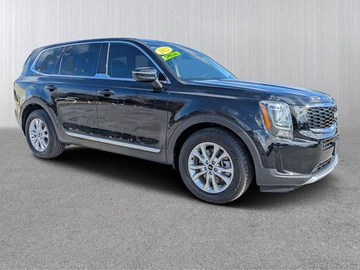 2022 Kia Telluride LX