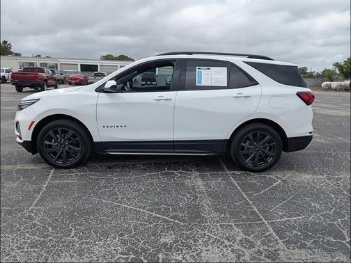 Summit White 2022 Chevrolet Equinox RS
