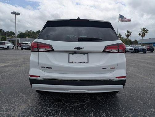 Summit White 2022 Chevrolet Equinox RS