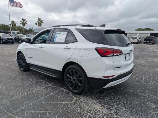 Summit White 2022 Chevrolet Equinox RS