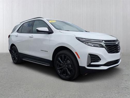 Summit White 2022 Chevrolet Equinox RS