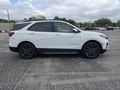 Summit White 2022 Chevrolet Equinox RS