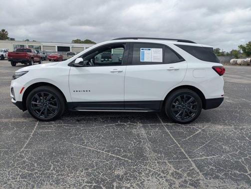 Summit White 2022 Chevrolet Equinox RS