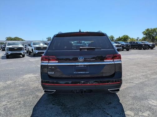 2022 Volkswagen Atlas 3.6L SE w/Technology