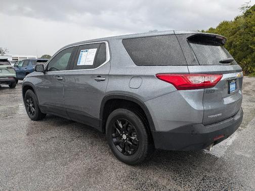 2021 Chevrolet Traverse LS