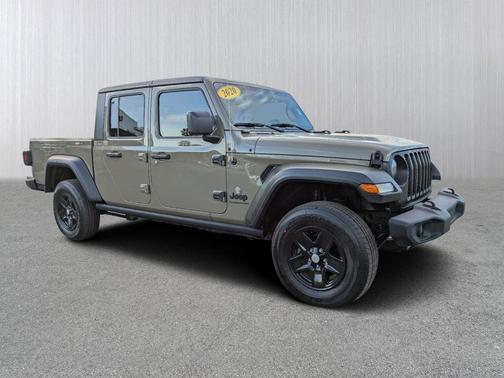 2020 Jeep Gladiator Sport