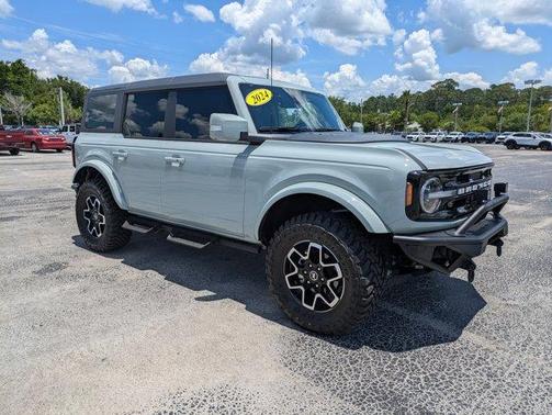 2024 Ford Bronco Outer Banks