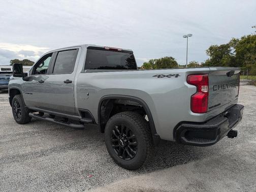 2026 Chevrolet Silverado 2500 Custom