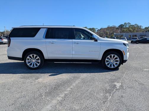 2025 Chevrolet Suburban Premier
