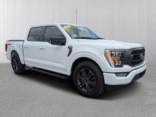Oxford White 2023 Ford F-150 XLT